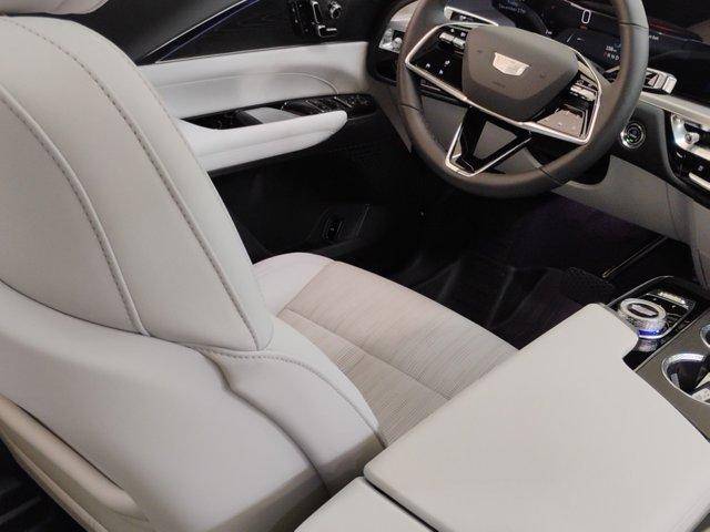 2024 Cadillac LYRIQ Vehicle Photo in PINEVILLE, NC 28134-8495