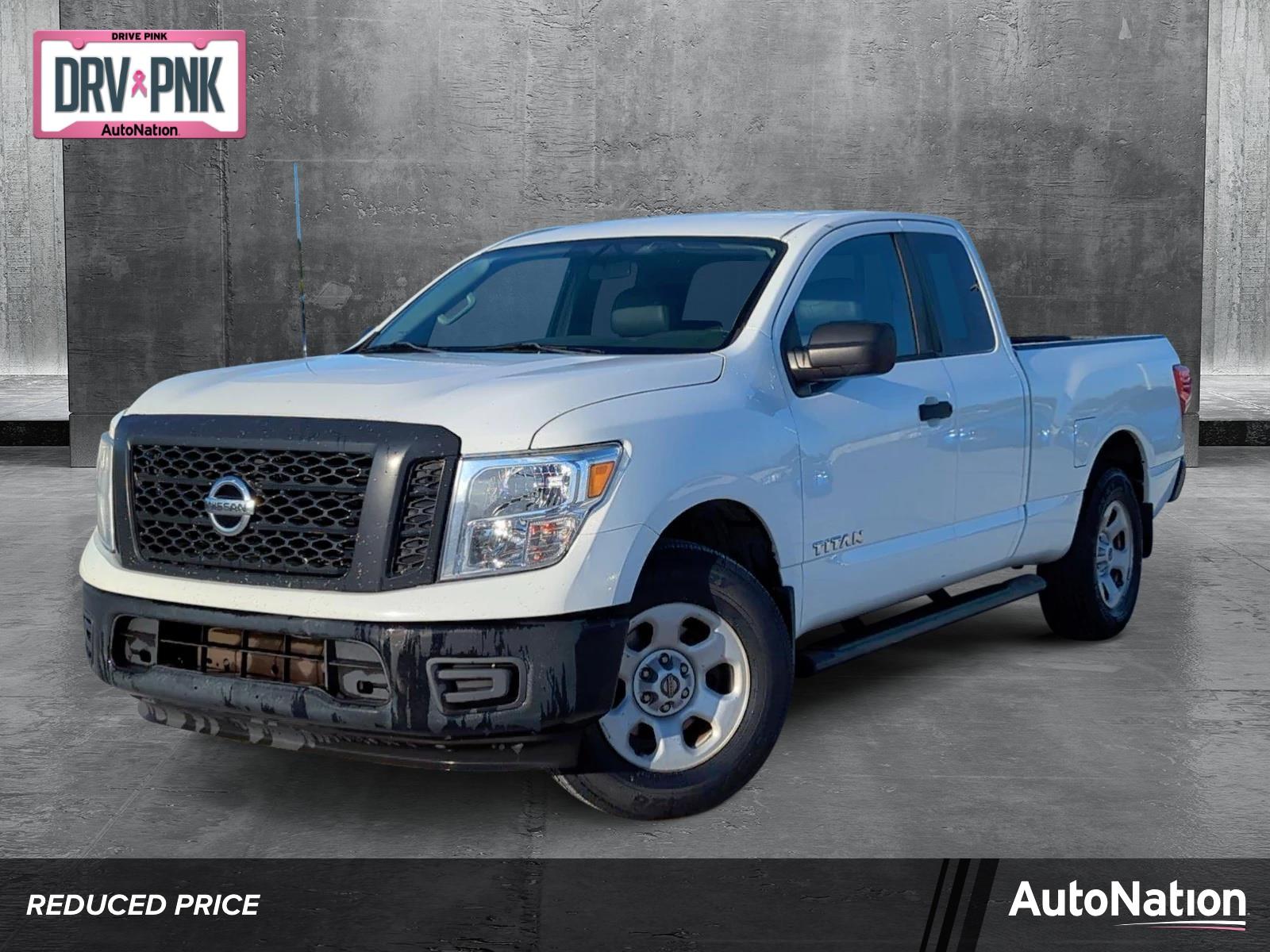 2017 Nissan Titan Vehicle Photo in Ft. Myers, FL 33907