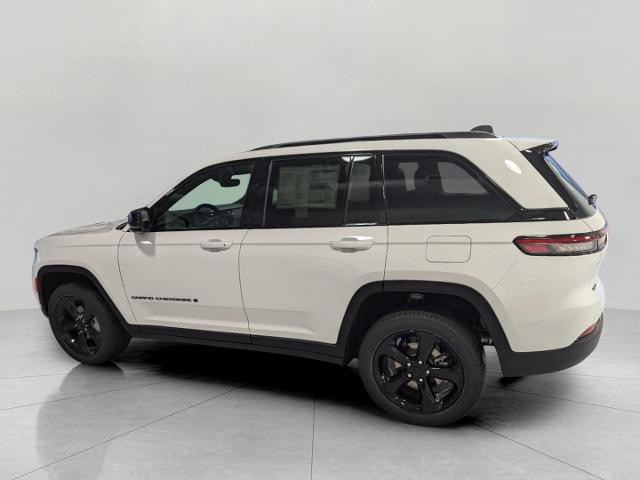 2025 Jeep Grand Cherokee Vehicle Photo in Kaukauna, WI 54130