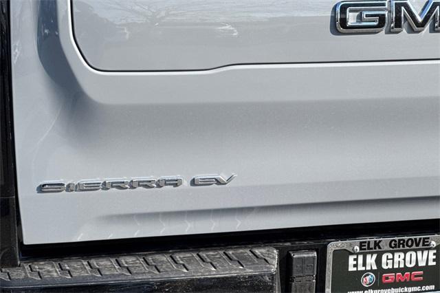 2025 GMC Sierra EV Vehicle Photo in ELK GROVE, CA 95757-8703