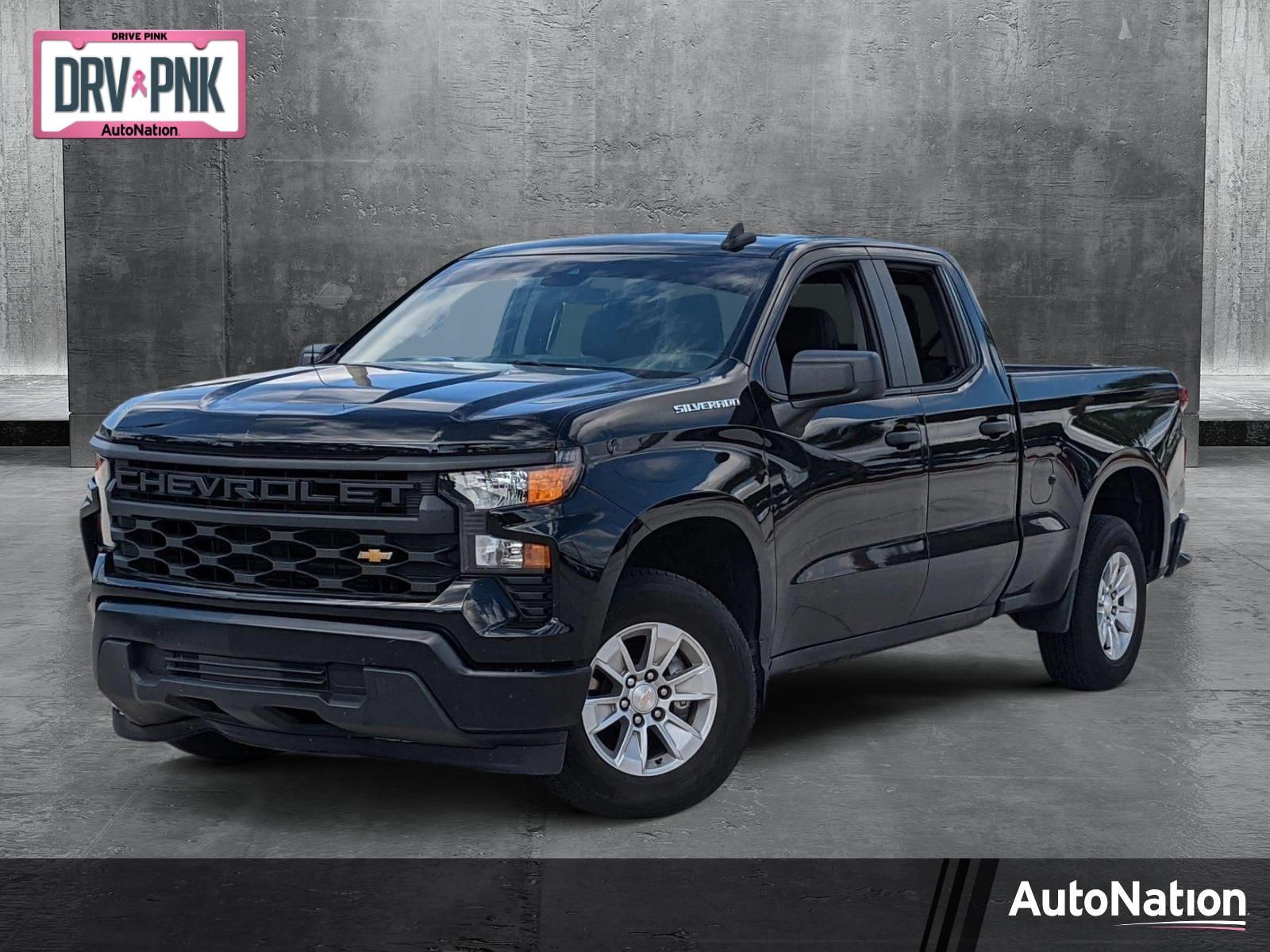 2024 Chevrolet Silverado 1500 Vehicle Photo in PEMBROKE PINES, FL 33024-6534