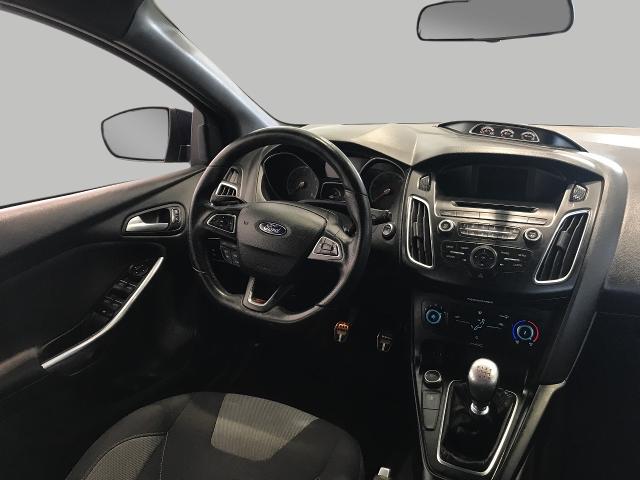 2017 Ford Focus Vehicle Photo in GREEN BAY, WI 54303-3330