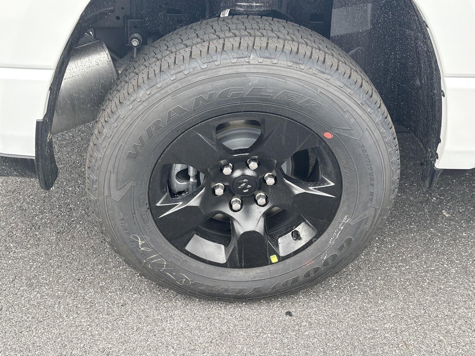 2025 Ram 1500 Vehicle Photo in Mechanicsburg, PA 17050-1707