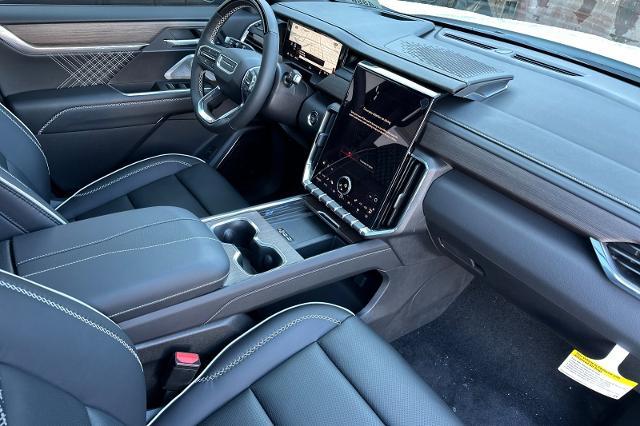 2025 GMC Acadia Vehicle Photo in SPOKANE, WA 99202-2191