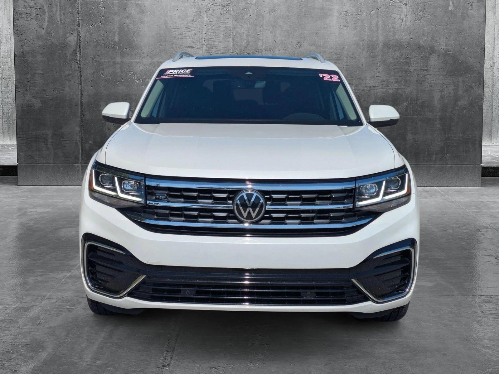 2022 Volkswagen Atlas Vehicle Photo in Sarasota, FL 34231