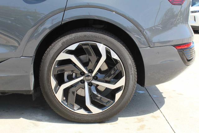 2024 Audi Q8 e-tron Sportback Vehicle Photo in HOUSTON, TX 77090