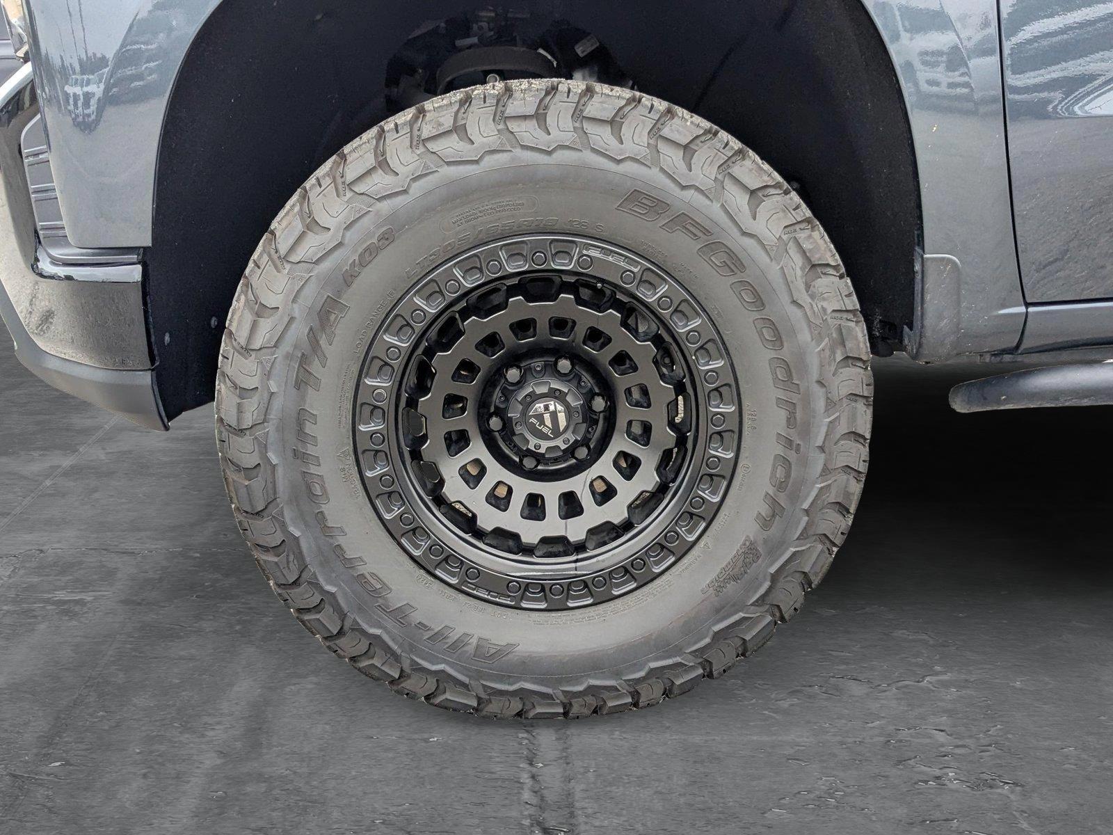 2020 Chevrolet Silverado 1500 Vehicle Photo in Valencia, CA 91355