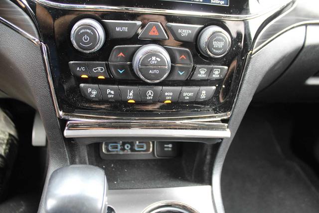 2020 Jeep Grand Cherokee Vehicle Photo in HOUSTON, TX 77090