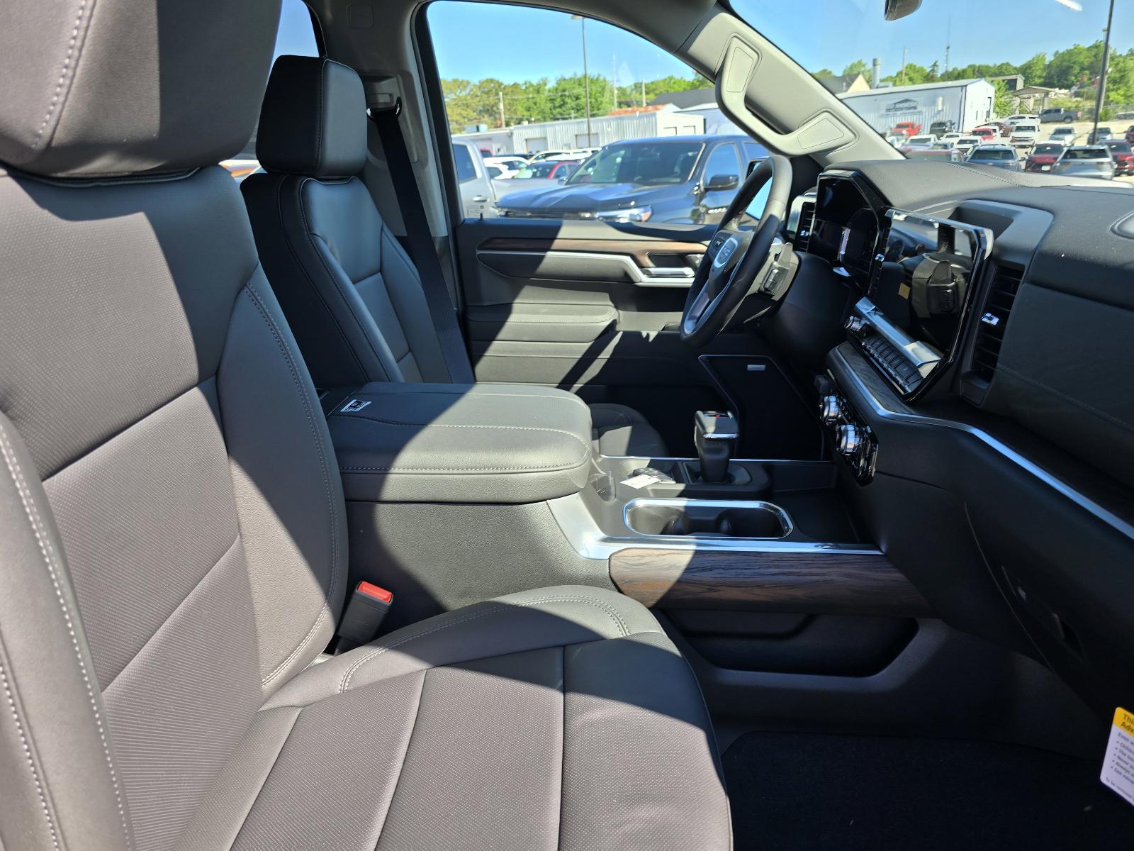2025 GMC Sierra 1500 Vehicle Photo in Rolla, MO 65401