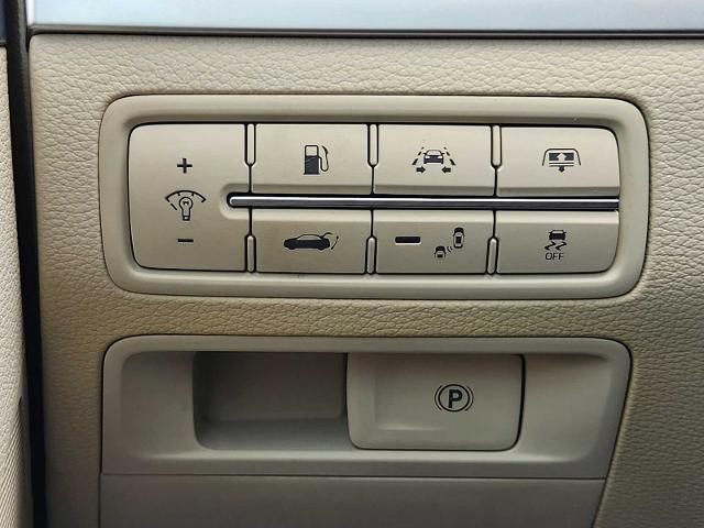 2015 Hyundai GENESIS Vehicle Photo in DALLAS, TX 75209