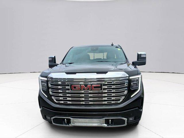 2024 GMC Sierra 1500 Vehicle Photo in LEOMINSTER, MA 01453-2952