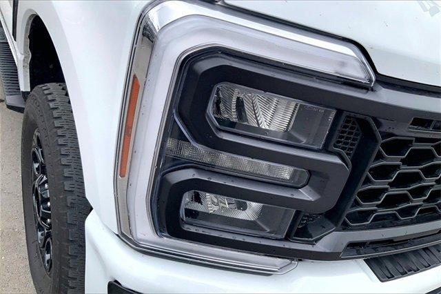 2024 Ford Super Duty F-250 SRW Vehicle Photo in KANSAS CITY, MO 64114-4502