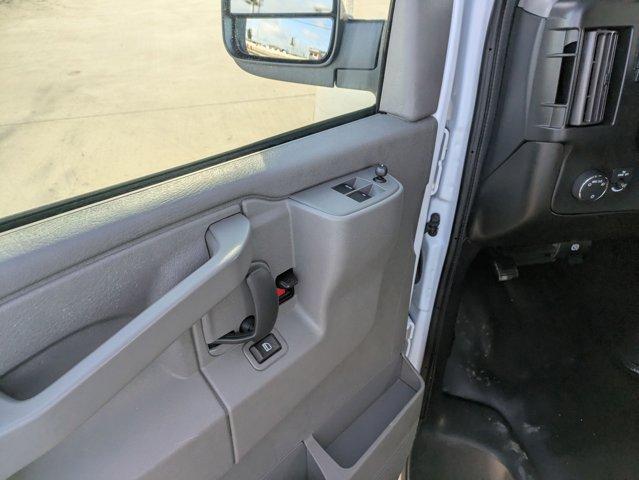 2023 GMC Savana Cargo Van Vehicle Photo in SELMA, TX 78154-1459