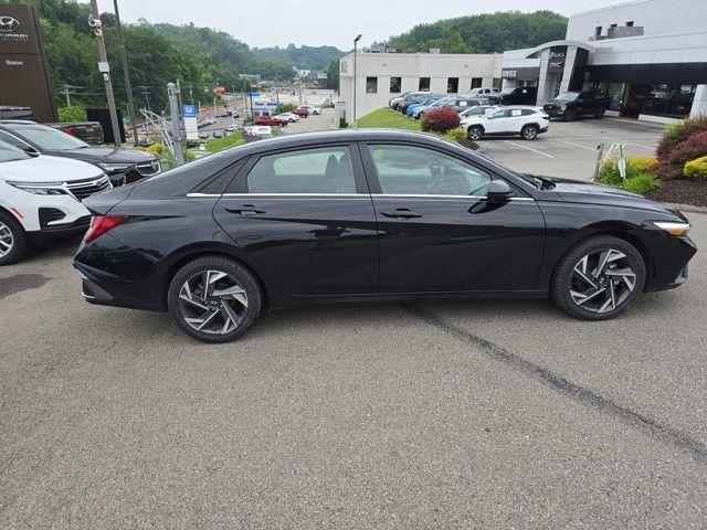 2024 Hyundai ELANTRA Vehicle Photo in Pleasant Hills, PA 15236