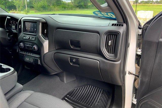 2022 Chevrolet Silverado 1500 Vehicle Photo in TOPEKA, KS 66609-0000