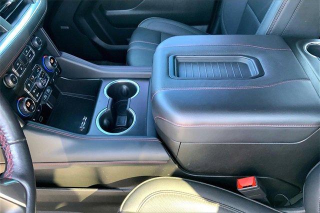2022 Chevrolet Suburban Vehicle Photo in KANSAS CITY, MO 64114-4502