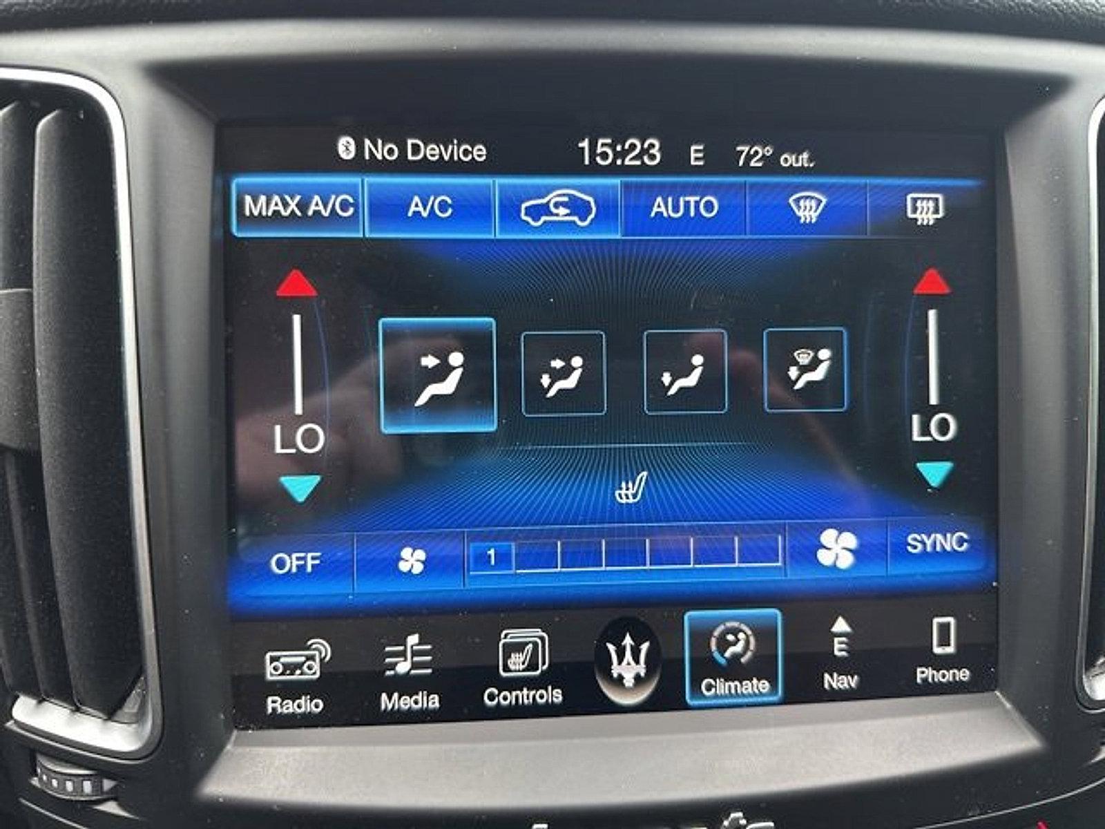 2017 Maserati Levante Vehicle Photo in Willow Grove, PA 19090