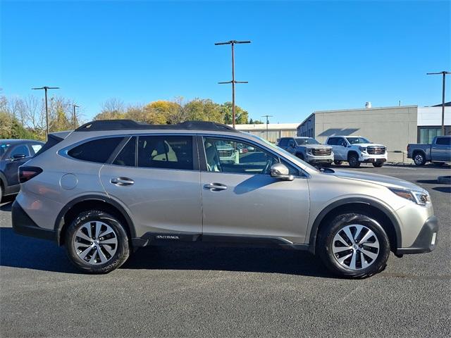 2020 Subaru Outback Vehicle Photo in New Bloomfield, PA 17068