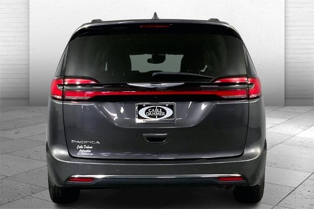 2022 Chrysler Pacifica Vehicle Photo in Kansas City, MO 64114