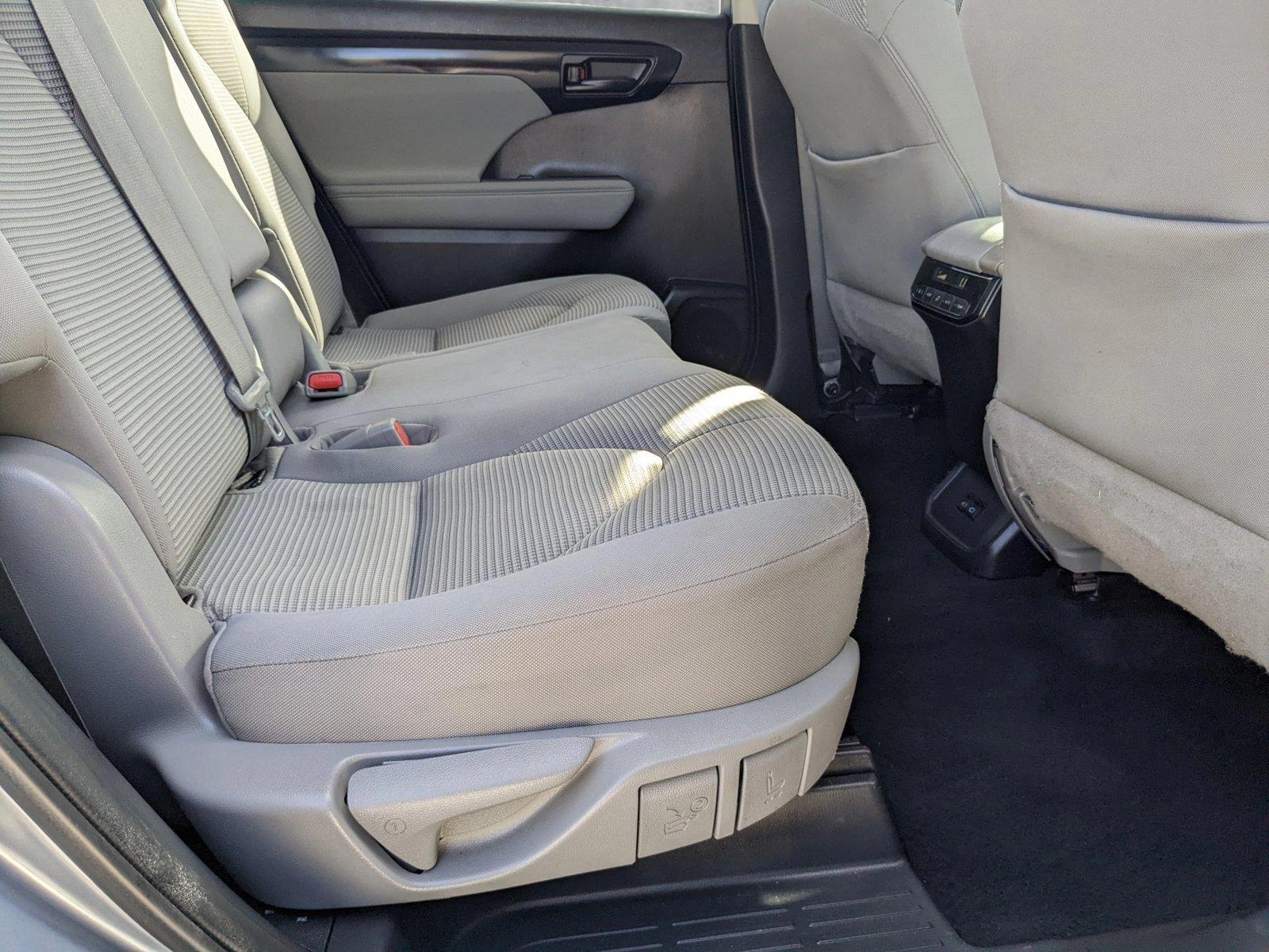 2022 Toyota Highlander Vehicle Photo in Davie, FL 33331