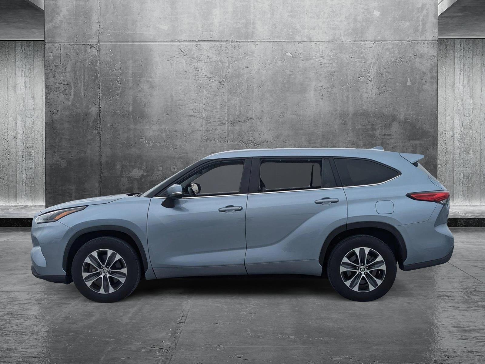 2022 Toyota Highlander Vehicle Photo in Ft. Myers, FL 33907