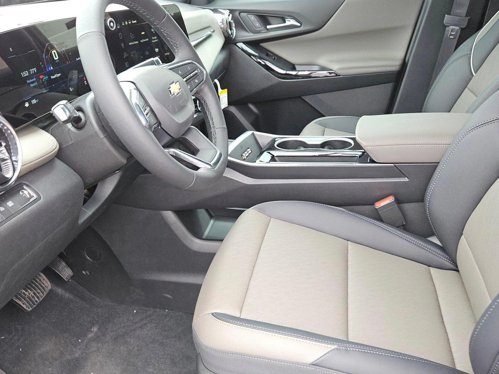 2025 Chevrolet Equinox Vehicle Photo in PEORIA, AZ 85382-3715