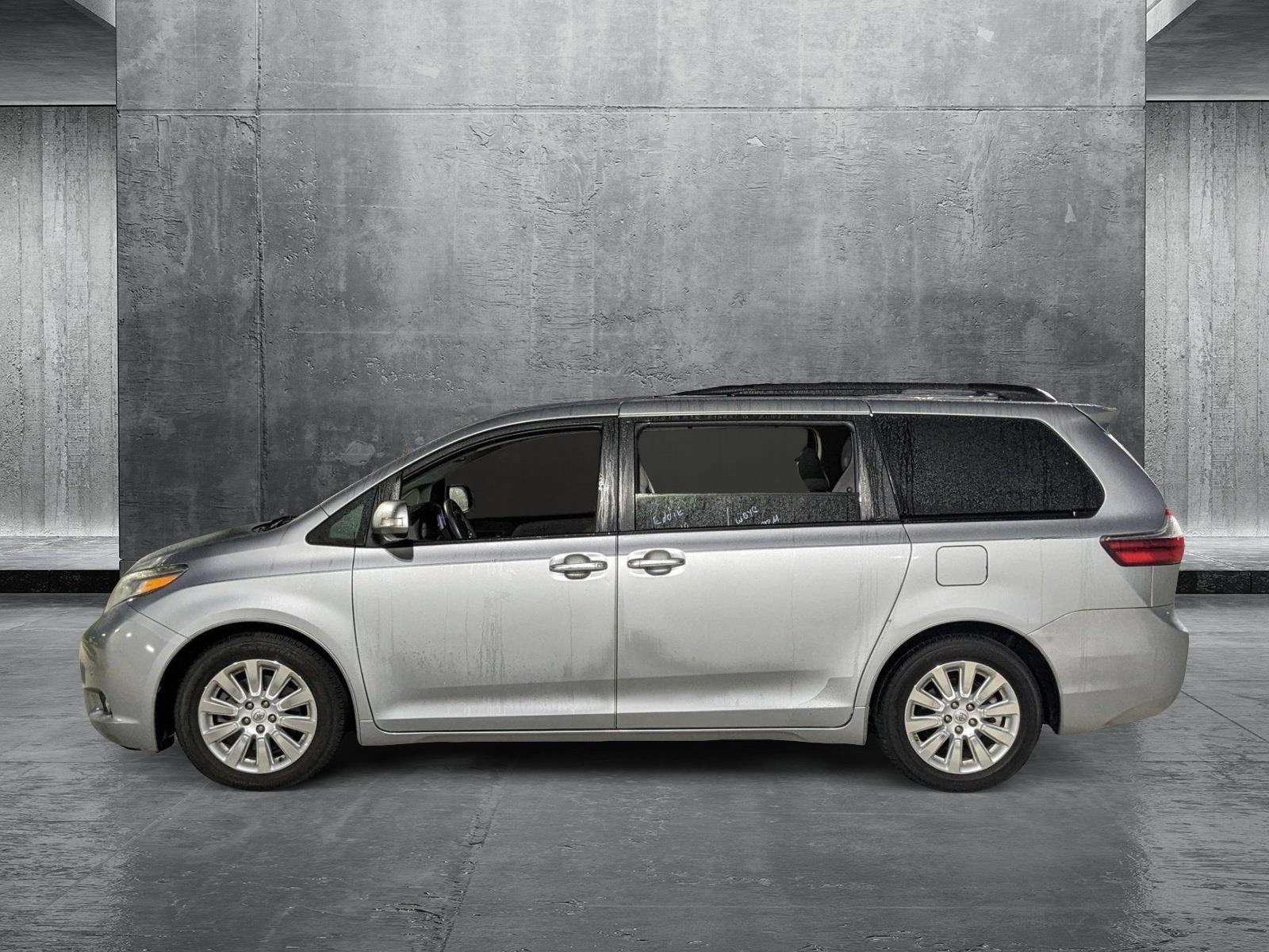 2016 Toyota Sienna Vehicle Photo in Davie, FL 33331