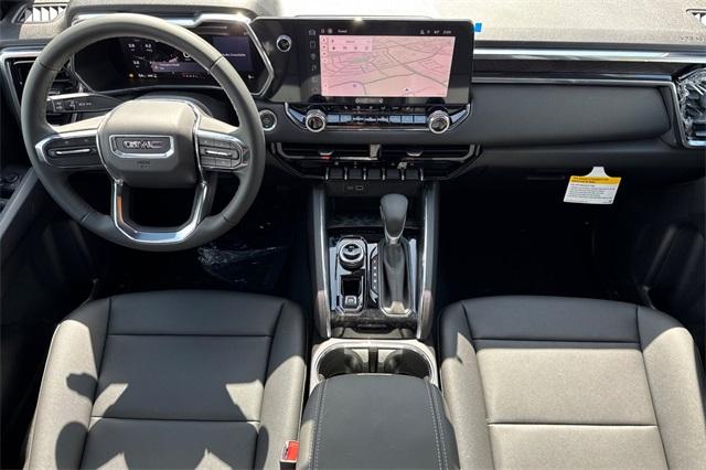 2025 GMC Canyon Vehicle Photo in ELK GROVE, CA 95757-8703