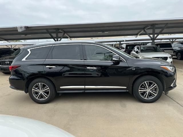 2017 INFINITI QX60 Vehicle Photo in Grapevine, TX 76051