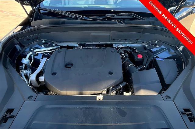 2025 Volvo XC90 Vehicle Photo in Grapevine, TX 76051