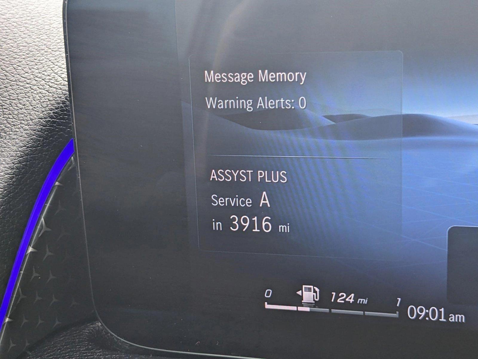 2025 Mercedes-Benz GLB Vehicle Photo in MIAMI, FL 33172-3015