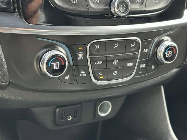 2022 Chevrolet Traverse Vehicle Photo in SAINT JAMES, NY 11780-3219