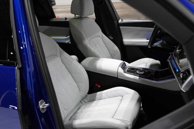 2024 BMW X5 M60i Vehicle Photo in GRAPEVINE, TX 76051