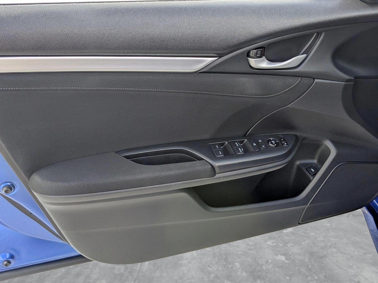 2017 Honda Civic Sedan Vehicle Photo in Pembroke Pines , FL 33084