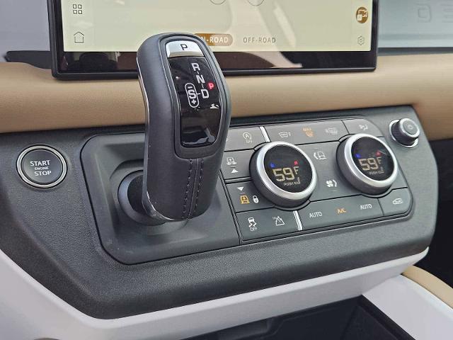 2025 Defender Vehicle Photo in AUSTIN, TX 78717