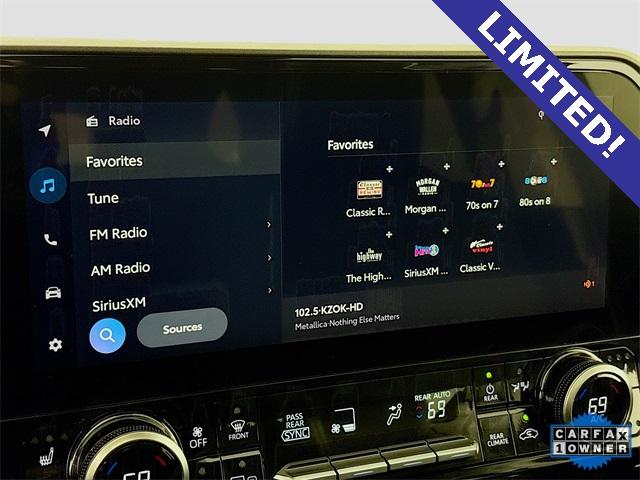 2023 Toyota Highlander Vehicle Photo in Puyallup, WA 98371