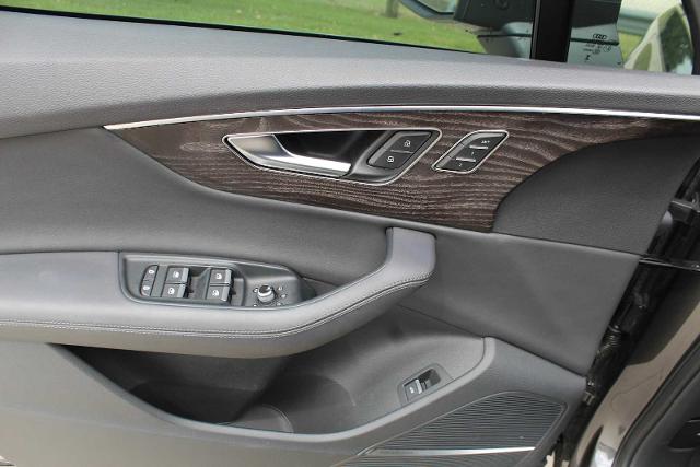 2023 Audi Q7 Vehicle Photo in HOUSTON, TX 77090
