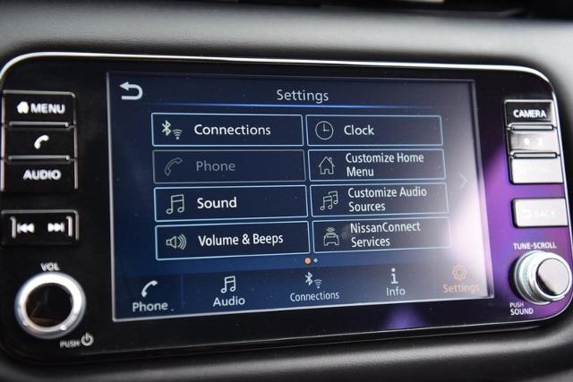 2024 Nissan Kicks Vehicle Photo in Ballwin, MO 63011