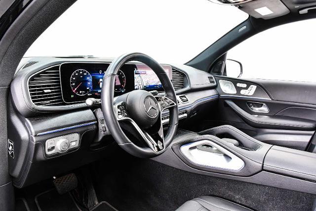 2025 Mercedes-Benz GLE Vehicle Photo in DALLAS, TX 75235