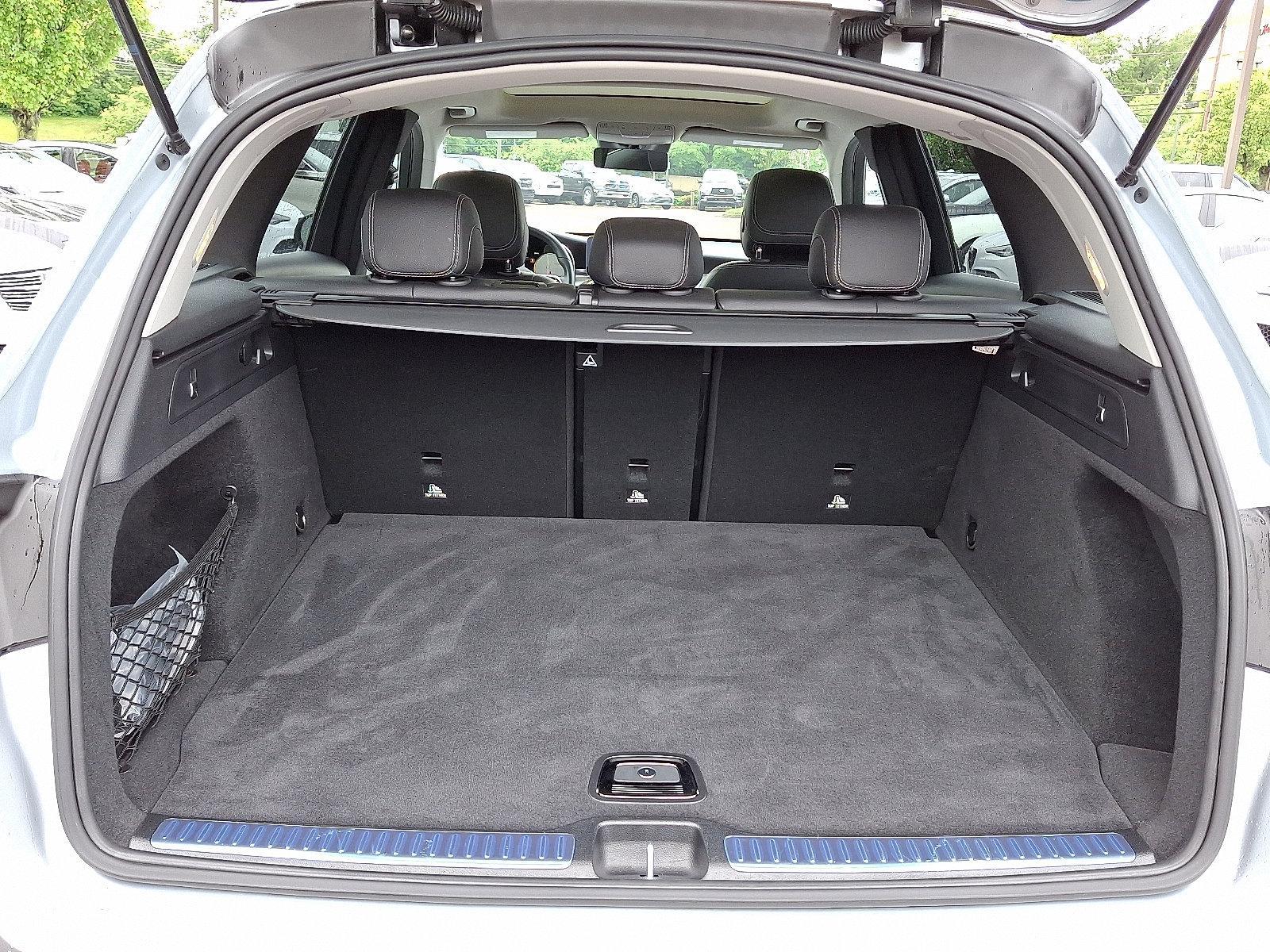 2022 Mercedes-Benz GLC Vehicle Photo in Willow Grove, PA 19090