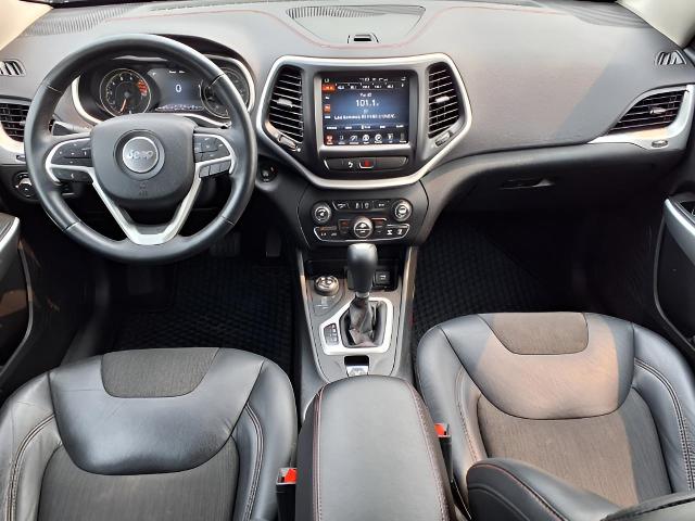 2018 Jeep Cherokee Vehicle Photo in Oshkosh, WI 54904