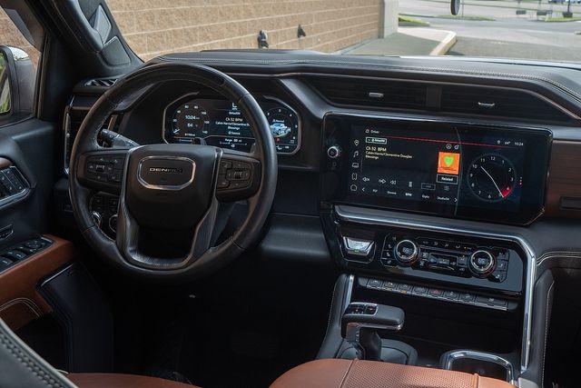 2023 GMC Sierra 1500 Vehicle Photo in DANBURY, CT 06810-5034