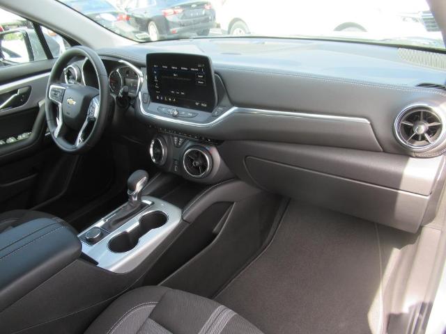 2025 Chevrolet Blazer Vehicle Photo in LEESBURG, FL 34788-4022
