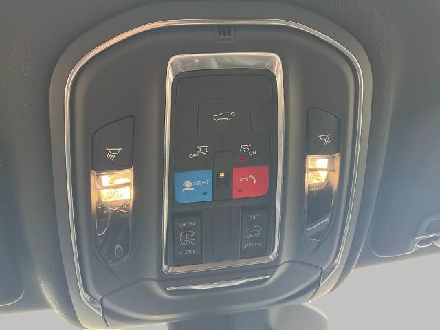 2025 Jeep Grand Cherokee Vehicle Photo in Kaukauna, WI 54130