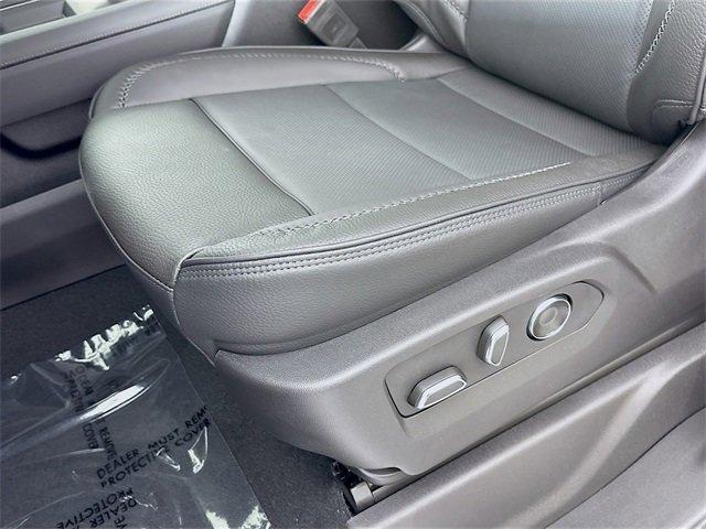2025 GMC Sierra 3500 HD Vehicle Photo in PUYALLUP, WA 98371-4149