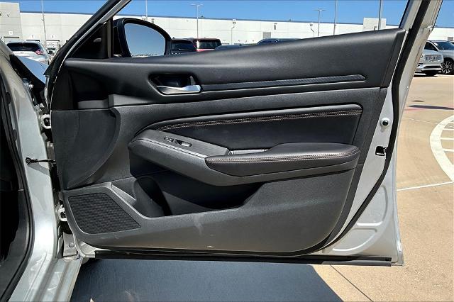2021 Nissan Altima Vehicle Photo in Grapevine, TX 76051