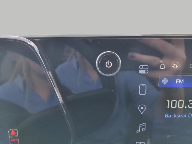 2025 Chevrolet Equinox Vehicle Photo in Green Bay, WI 54304