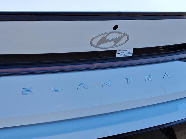 2025 Hyundai ELANTRA Vehicle Photo in Philadelphia, PA 19116