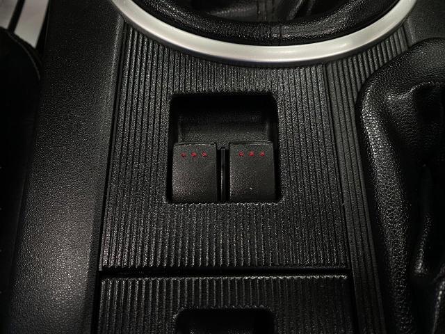 2008 Mazda MX-5 Miata Vehicle Photo in Appleton, WI 54913