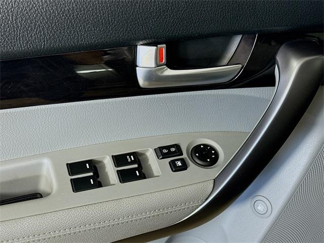 2015 Kia Sorento Vehicle Photo in Everett, WA 98204
